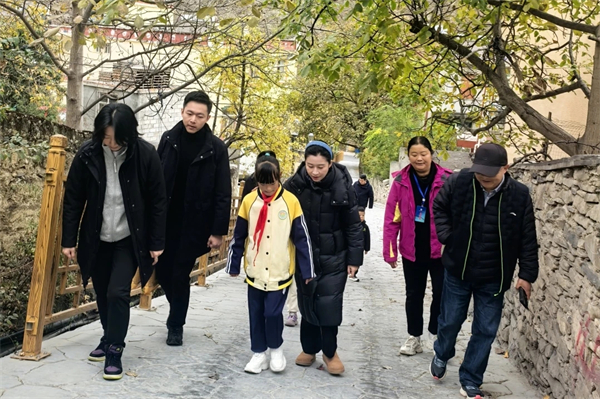 1763106772554343.jpg mmexport1763087328852.jpg