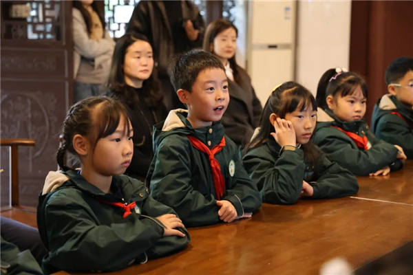 1763349296525044.jpg 20251116_225114_015.jpg