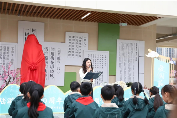 1763349463236571.jpg 20251116_225114_028.jpg