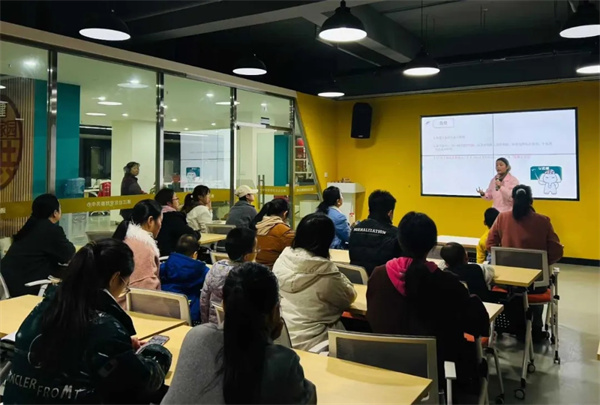 1763713910475647.jpg 20251120_214557_030.jpg