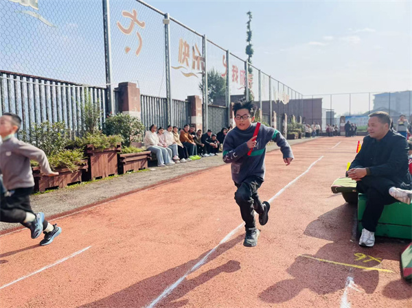 1763907524448223.jpg 9e566bf76198d76cf742e5f092a34865.jpg