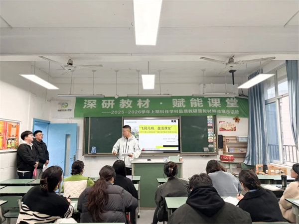 1763951434403324.jpg 20251123_214115_145.jpg