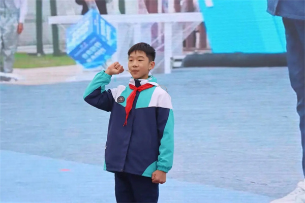 1763963976328651.jpg 20251123_183601_013.jpg