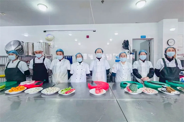 1763965058996273.jpg 20251121_234259_028.jpg