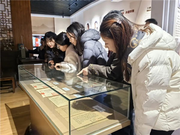 1764119913523074.jpg 20251125_213425_003.jpg