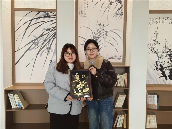 1764119944138179.jpg 20251125_213425_007.jpg