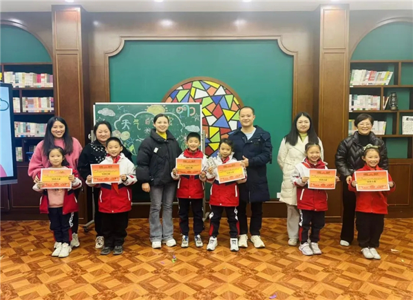 1764123403465909.jpg 20251125_233547_031.jpg