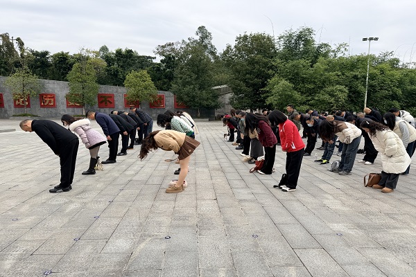 1764166849861510.jpg IMG_6035.JPG