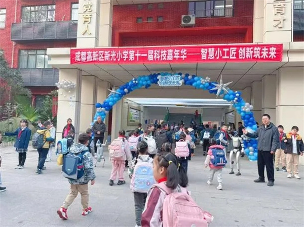 1764223700545983.jpg 20251127_001140_000.jpg