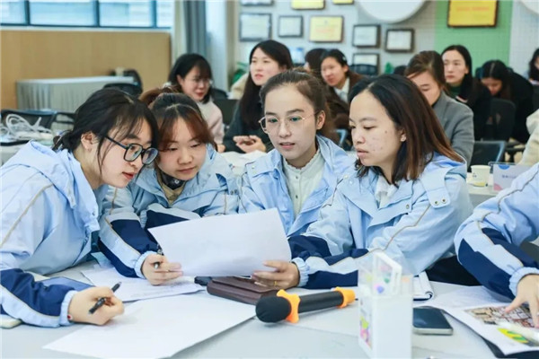 1764292428454264.jpg 20251127_230203_527.jpg