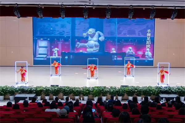 1764322877525601.jpg 20251128_173835_010.jpg