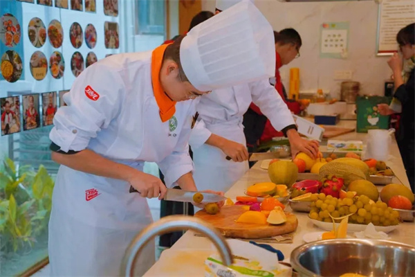 1764322944734568.jpg 20251128_173835_019.jpg