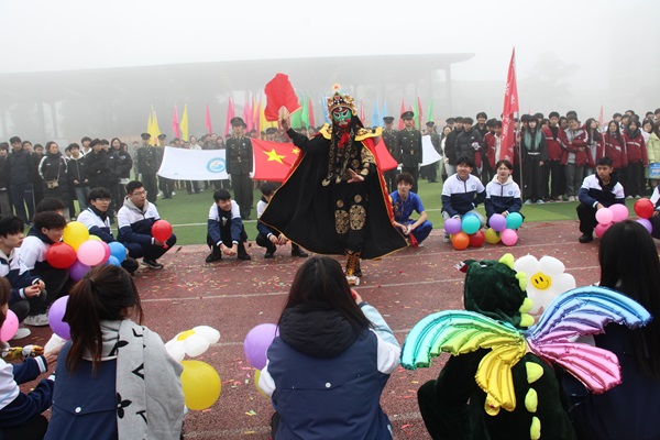 1764333930428796.jpg e1083c49d2de2968b5f13adc2c05c56d.jpg