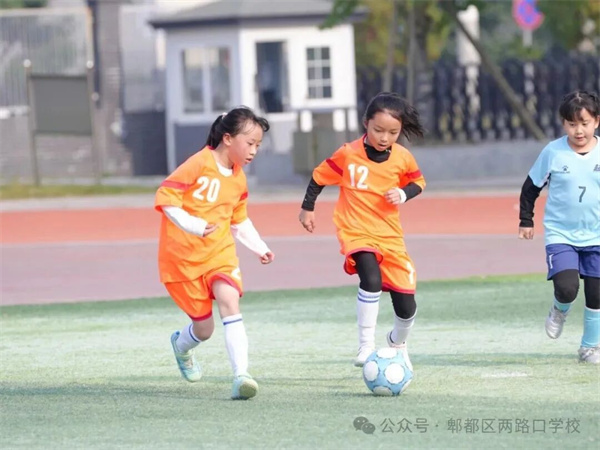 1764471122971419.jpg 640 (1).jpg