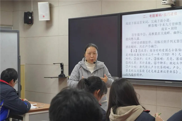 1764554537471059.jpg 20251130_212031_684.jpg