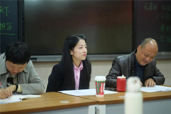 1764554602329254.jpg 20251130_212031_689.jpg