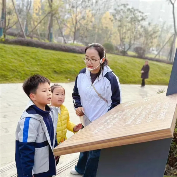 1764578510573420.jpg 20251130_203925_324.jpg