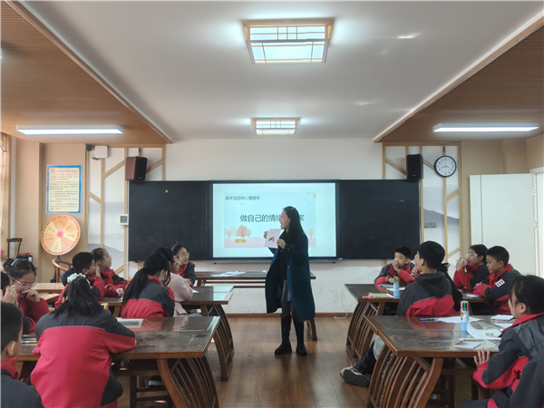 1764580149311856.jpg 6.jpg