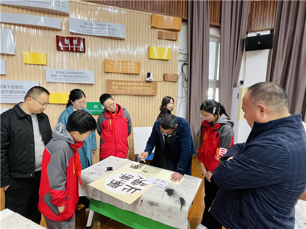 1764580997547965.jpg IMG_5565.JPG