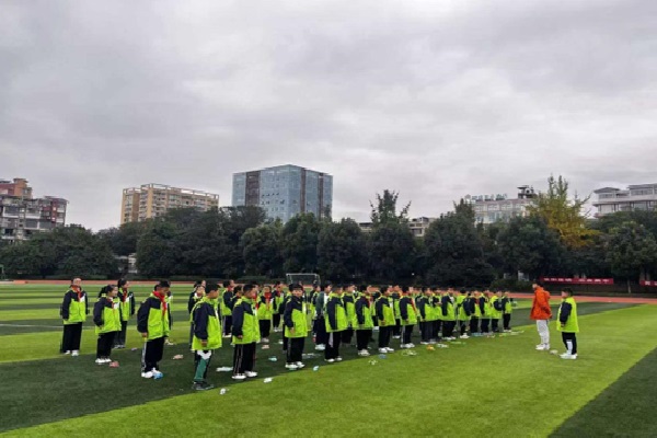 1764603729591067.jpg 工作部署会.jpg