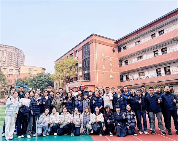 1764723761520057.jpg d3a959fe7b9ea0c54c85a5bbe9b5deb2.jpg