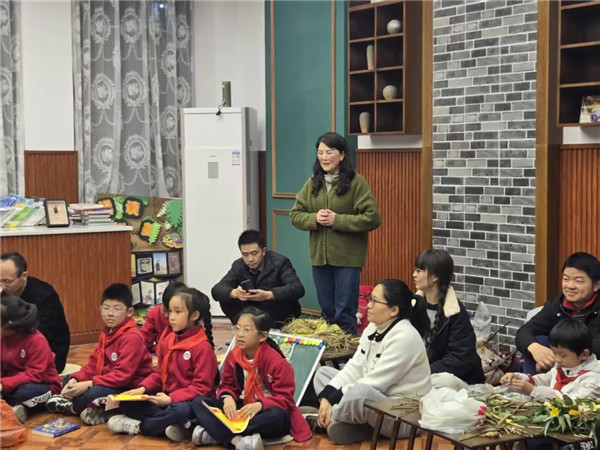 1764725387614644.jpg 20251203_000426_376.jpg