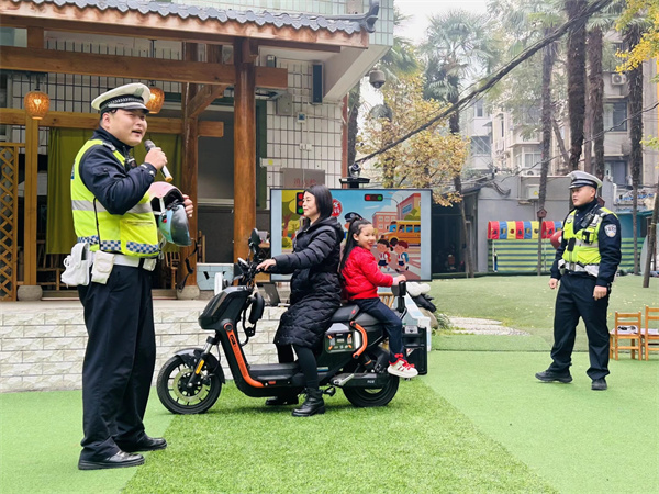 2025-12һ-ͨȫ-Ƭ (6).jpg