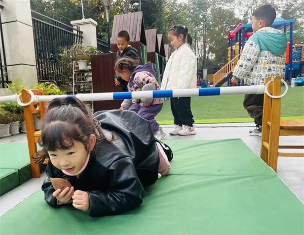 1764728460602938.jpg 20251203_002335_013.jpg