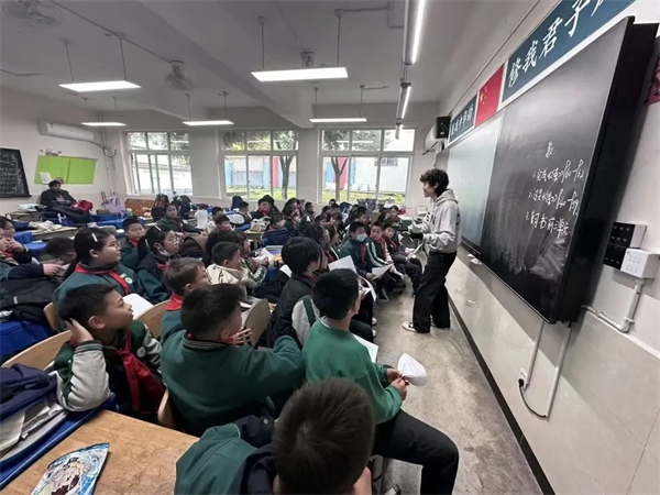 1764728803813892.jpg 20251203_000804_003.jpg