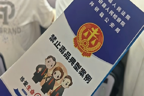 1764857513842535.png yuwen.png