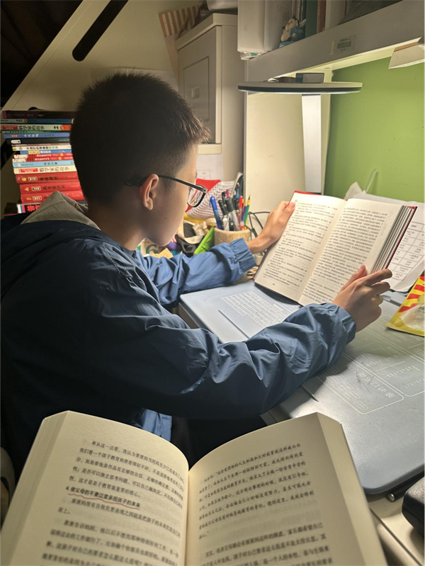 1764918667998290.jpg 1764918667998290.jpg