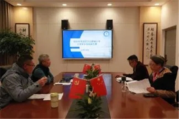 1765160272469789.jpg 20251208_001135_257.jpg