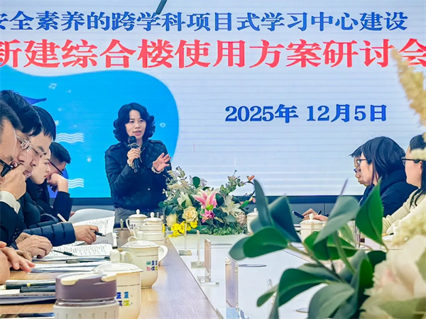 1765161941858676.jpg 20251208_000159_164.jpg