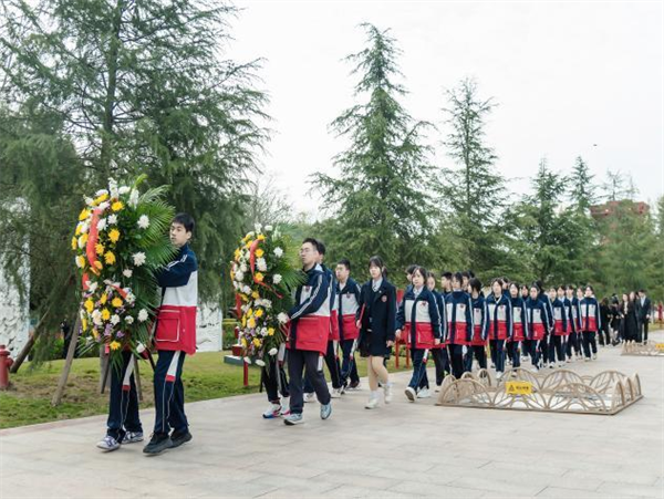 1765172278571905.png 图片3.png