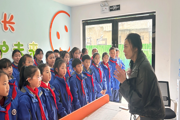 1765178826211075.png yuwen.png