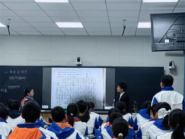 1765179068707464.jpg 20251208_001458_520.jpg