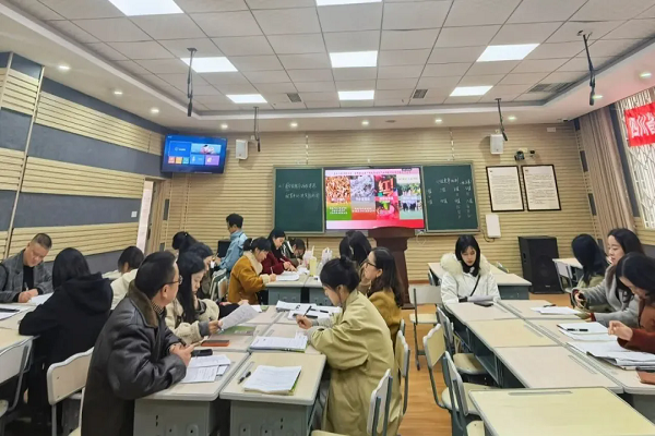 1765200015639434.png yuwen.png