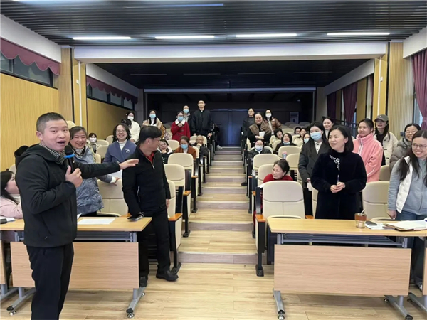 1765243380101071.jpg 20251208_224356_067.jpg