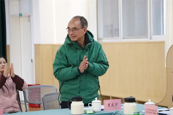 1765249504728069.jpg 20251208_214349_244.jpg