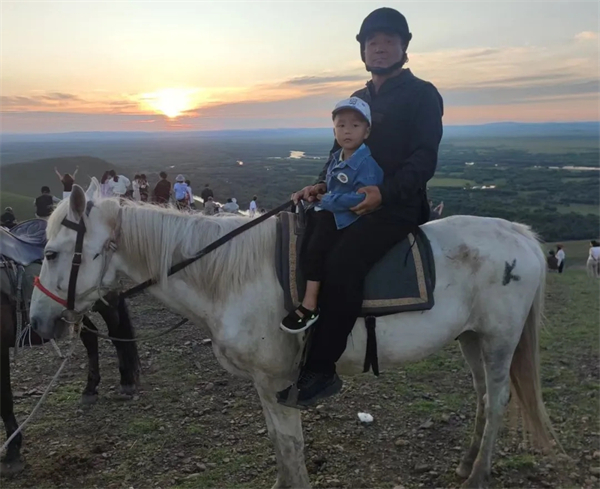 1765330700600241.jpg 20251209_221151_116.jpg