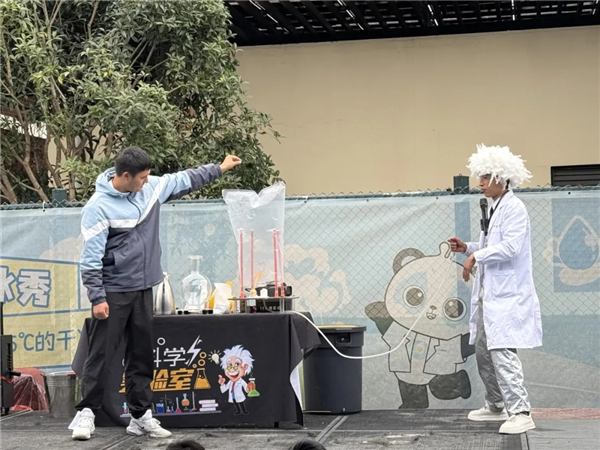 1765330773562447.jpg 20251209_220317_053.jpg