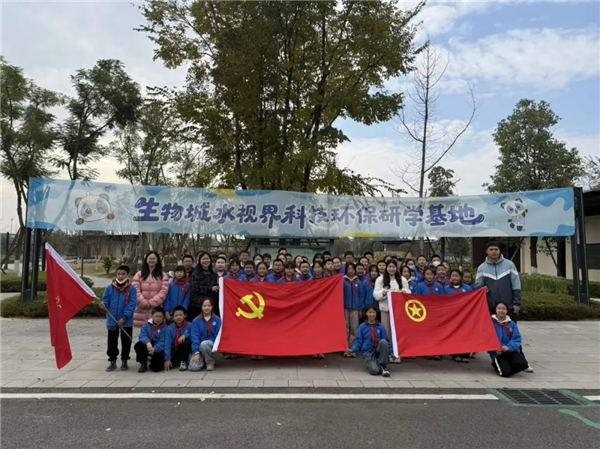 1765330841928609.jpg 20251209_220317_060.jpg