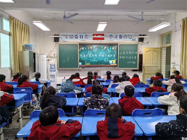 1765337090743083.jpg 04.jpg