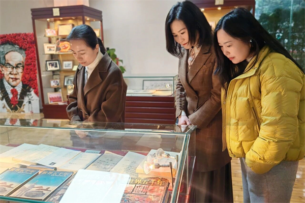 1765357246381578.jpg 5.jpg