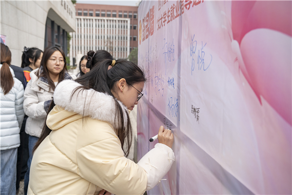 1765432924373233.jpg 微信图片_20251210211032_7_755.jpg