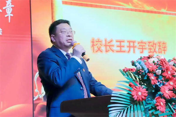 1765503432786173.jpg 20251211_232408_006.jpg