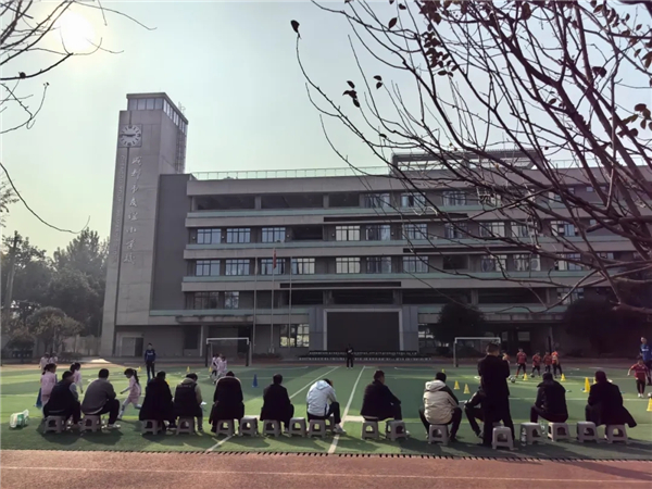 1765503635126635.jpg 20251211_224237_007.jpg