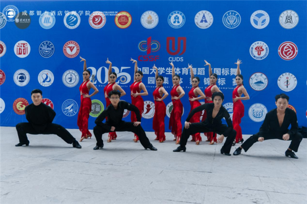 1765518360347870.png 3.png