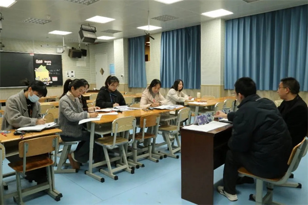 1765763643883688.jpg 20251214_213850_313.jpg