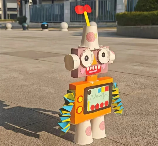 1765763887419911.jpg 1765763887419911.jpg